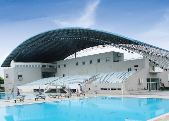 定西游泳馆网架